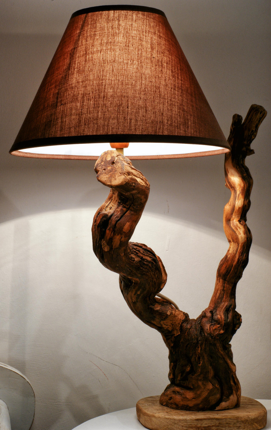 Do You Like To Have A handmade Wooden Lamp? Pouted
