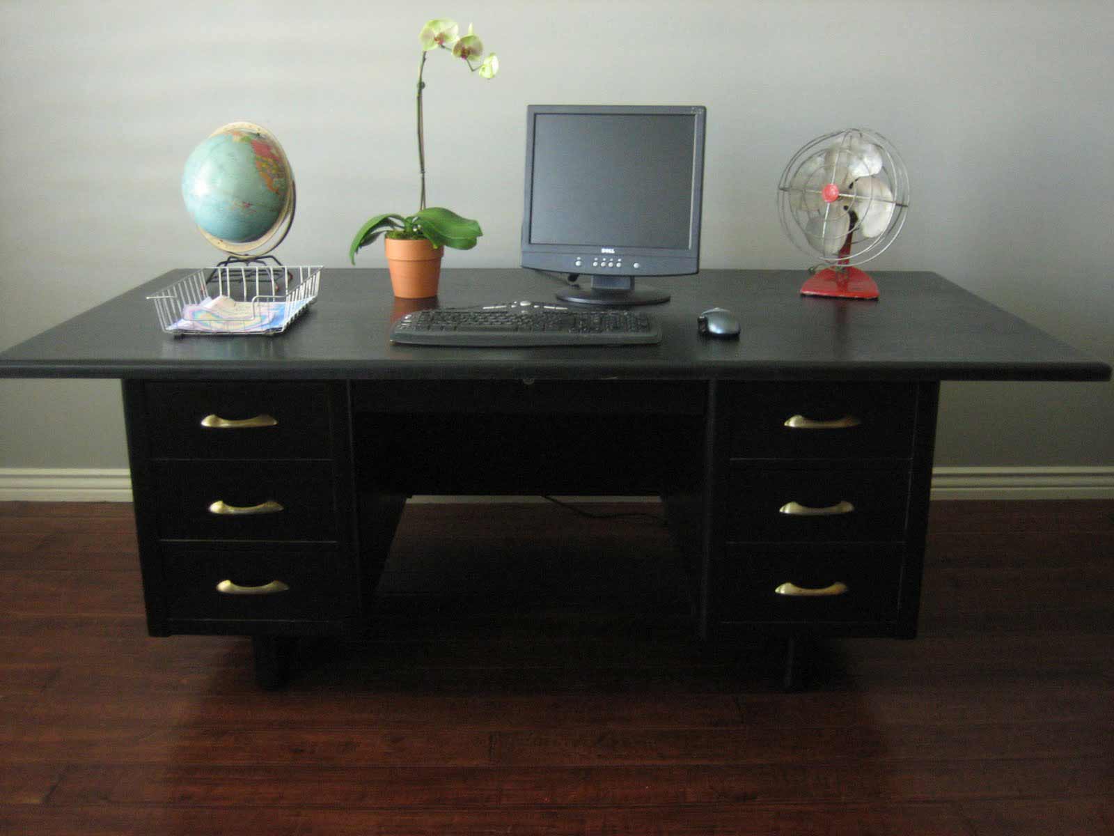 Black-Cool-Office-Desks-in-Wide-Size 9 Black Office Desk Designs & How to Choose the Best one