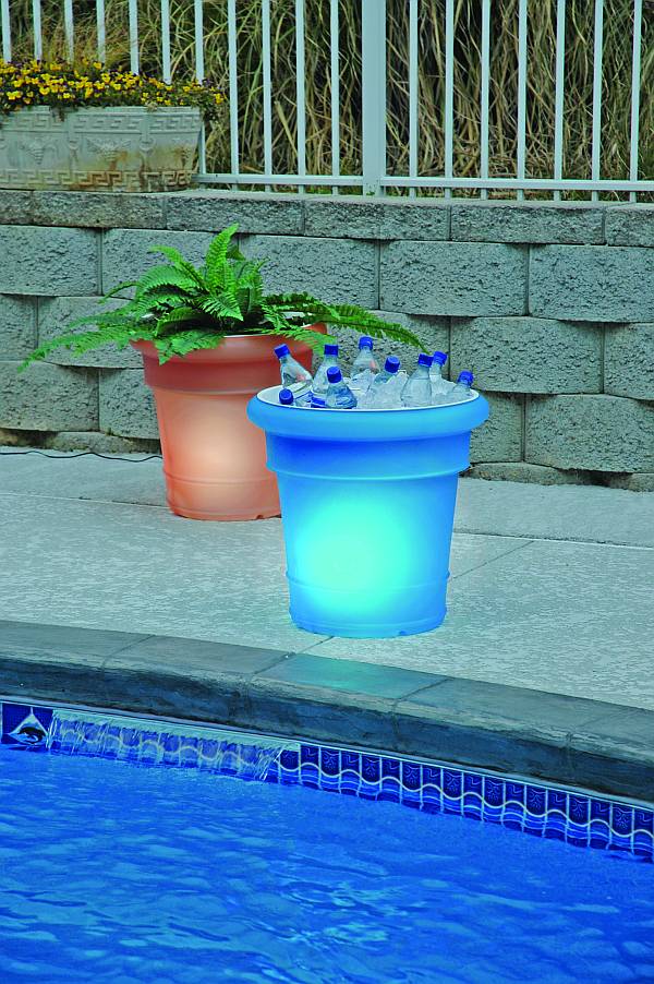 Garden Glo Solar Planter