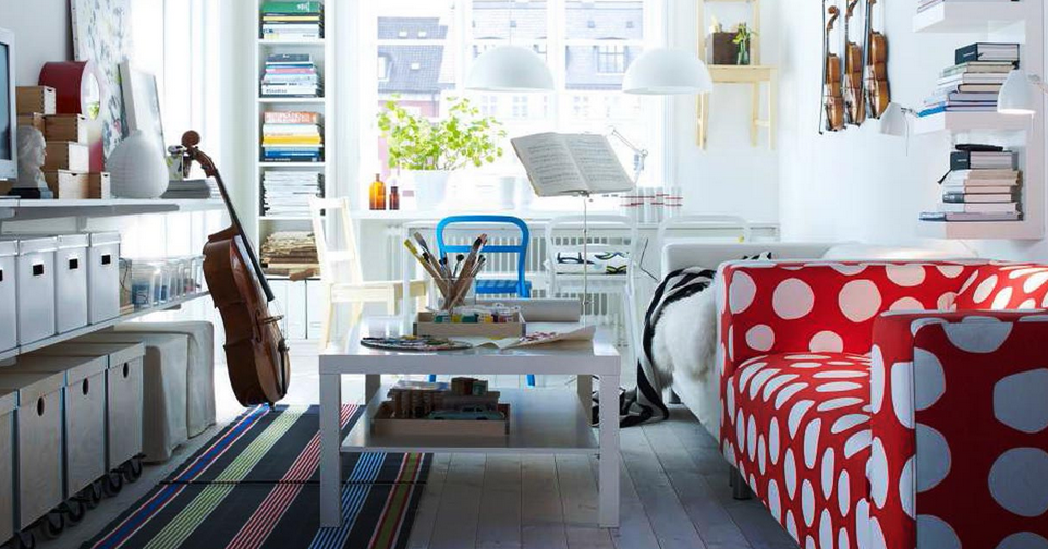Choose a New Color for Your Home in The New Year 15 living room