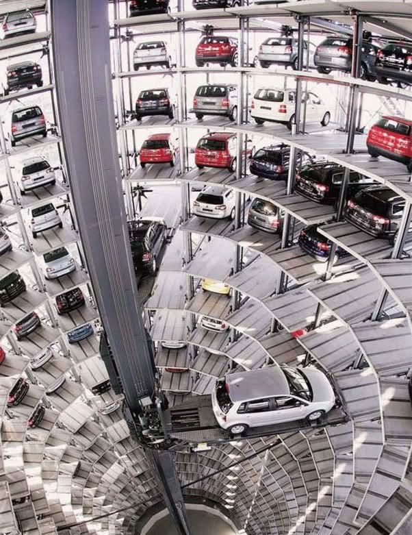 Autostadt Volkswagen cartower