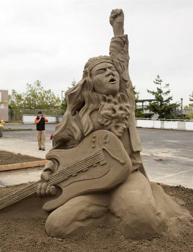 Sand Sculpture Art Work At Its Best 24