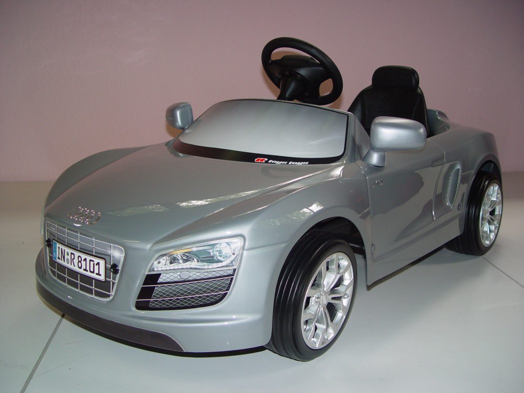 audi-r8-1 The Most Unbelievable 30 Realistic Kid Cars