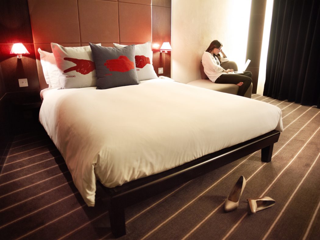 hoxton-hotel-bedroom Is Kensington Close Hotel Suitable for London Visitors?