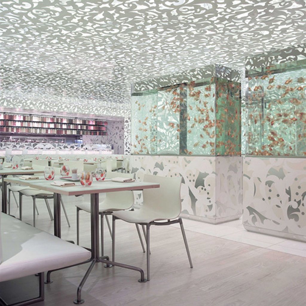 innovative-Chinese-restaurant-aquarim-interior 15 Innovative Interior Designs for Restaurants