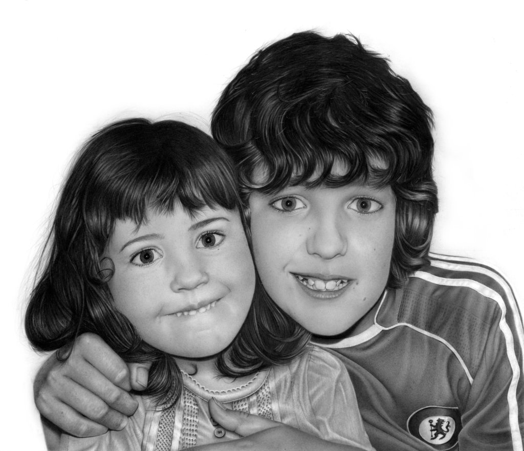 Stunningly And Incredibly Realistic Pencil Portraits 31 A_Brother__s_Love