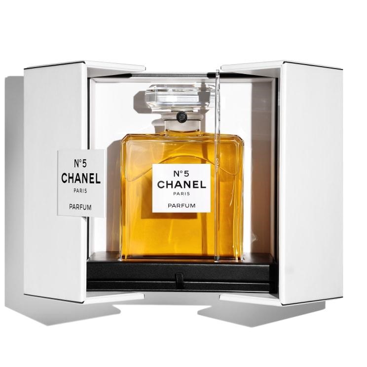 10 Most Expensive Perfumes for Women in The World 8 Chanel Grand 10 Most Expensive Perfumes for Women in The World - 8 Most Expensive Perfumes for Women