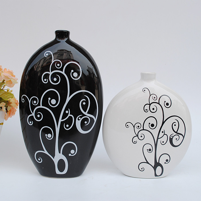 Modern fashion ideas of Jingdezhen ceramics abstract arts and crafts home furnishings home decoration black and white vase