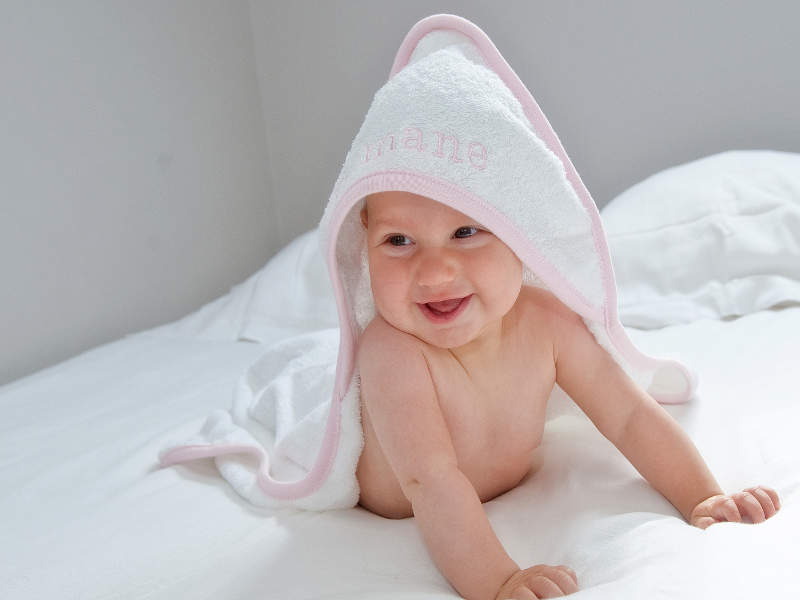 babys-personalised-embroidered-hooded-towel-fro-girls-2-800x600 Best 25 Baby Shower Gifts