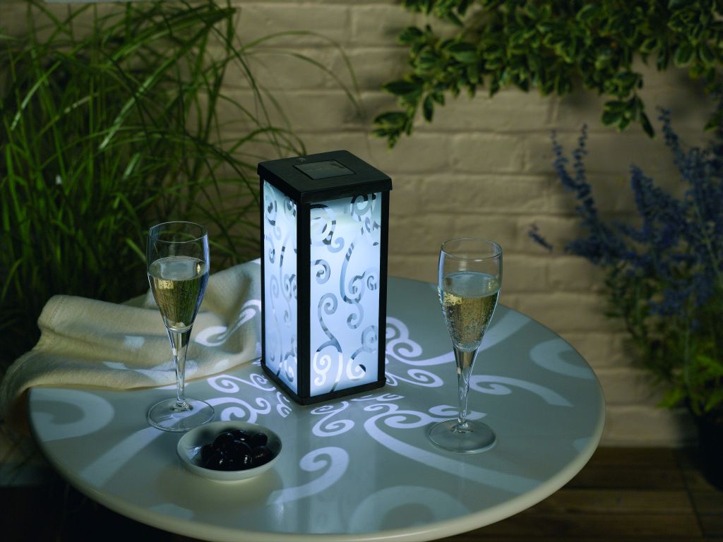 LEDs 10 uses in Architecture 26 led-lighting-patio-design-ideas-3