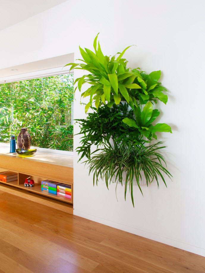 living-wall-planter-indoor-lowres 10 Fascinating and Unique Ideas for Portable Gardens