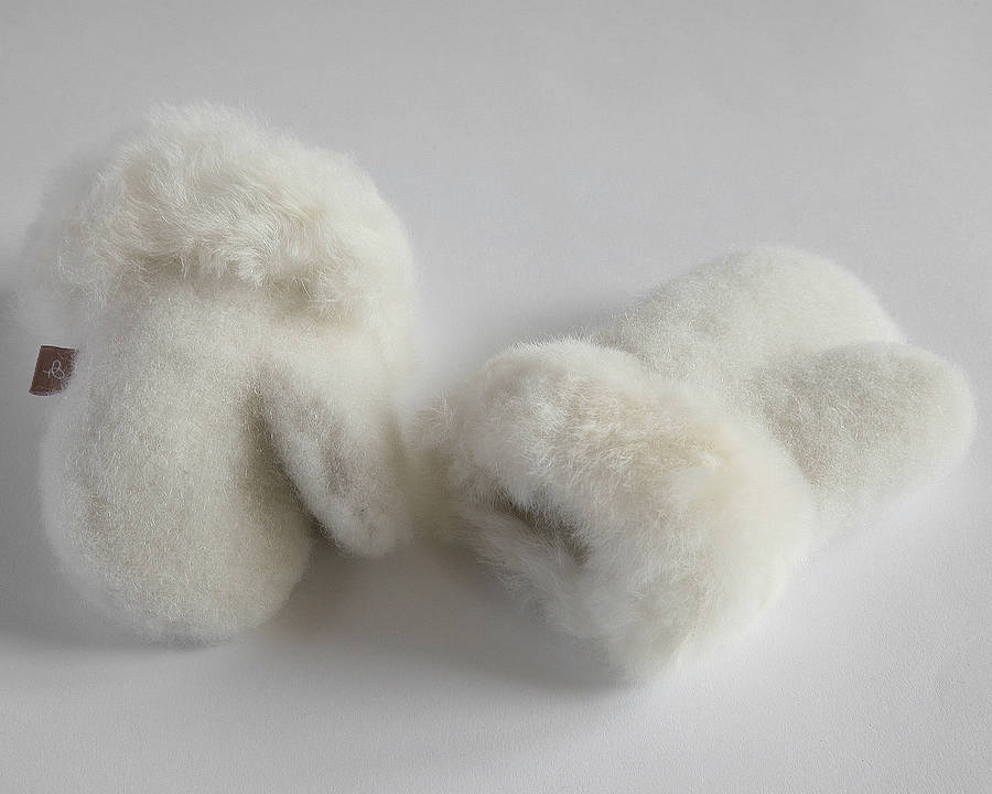 original_alpaca-fur-mittens-for-children Best 25 Baby Shower Gifts