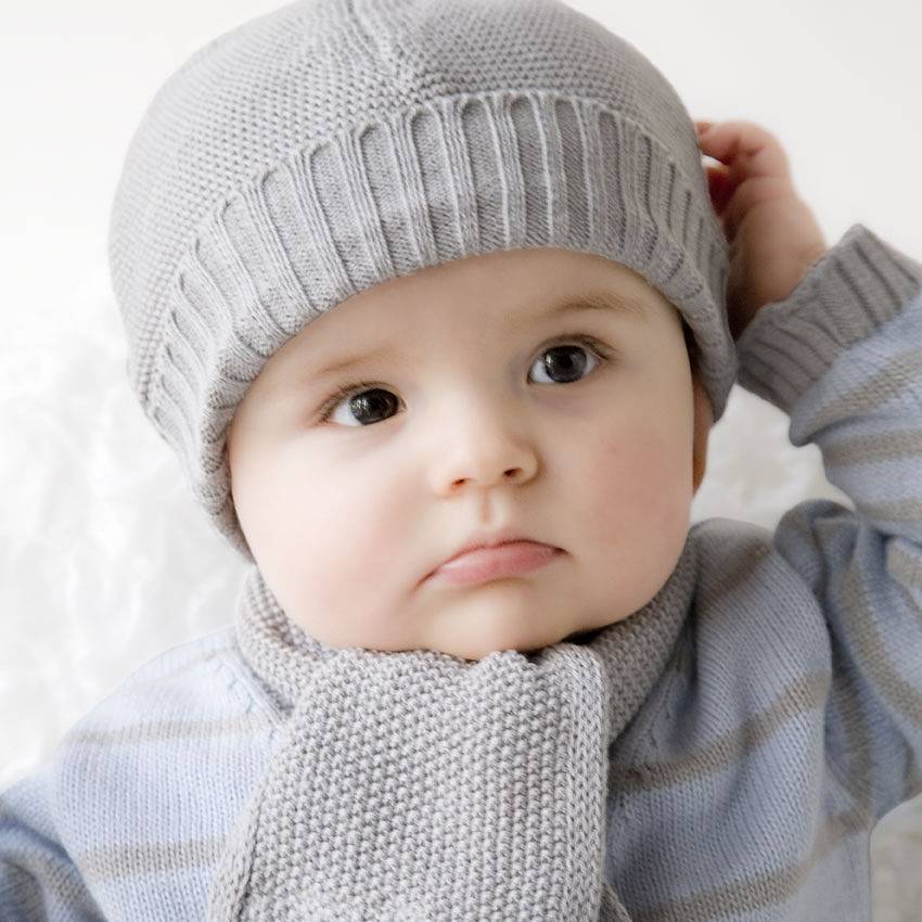 original_babies-hat-scarf-blanket-set Best 25 Baby Shower Gifts