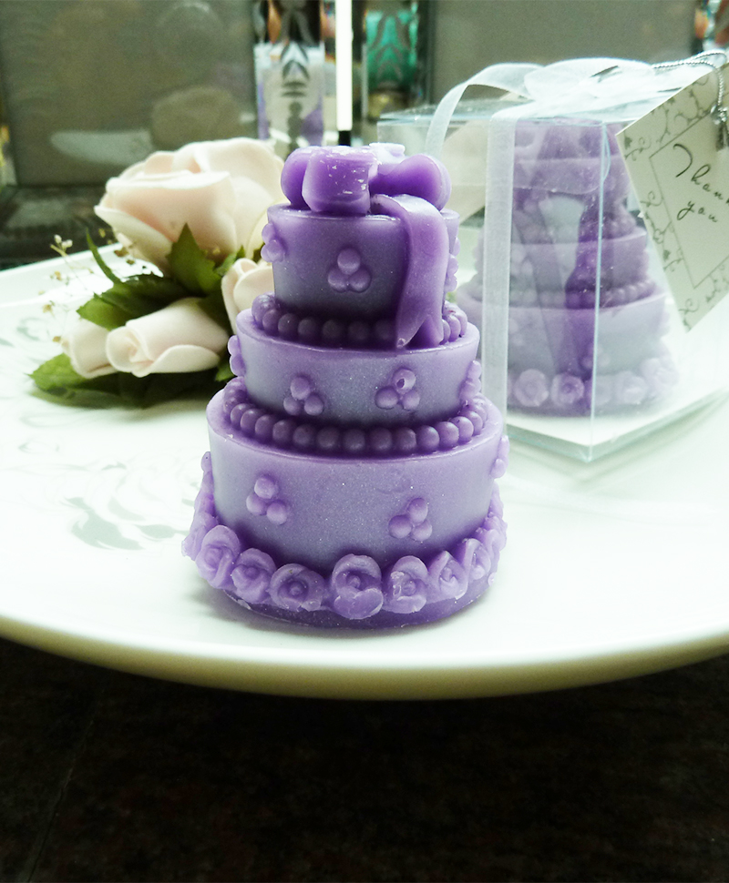 purple-cake-candle-wedding-favors