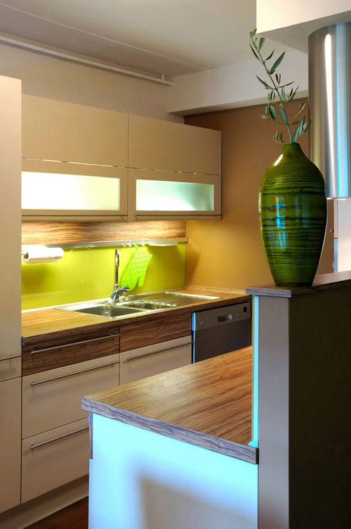 small-kitchen-design-12 The Problem Of Your Small Kitchen Solved By the " Compact " Design