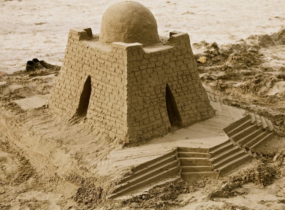 Learn How to Make Sand Art By Following These Easy Steps 26 temple