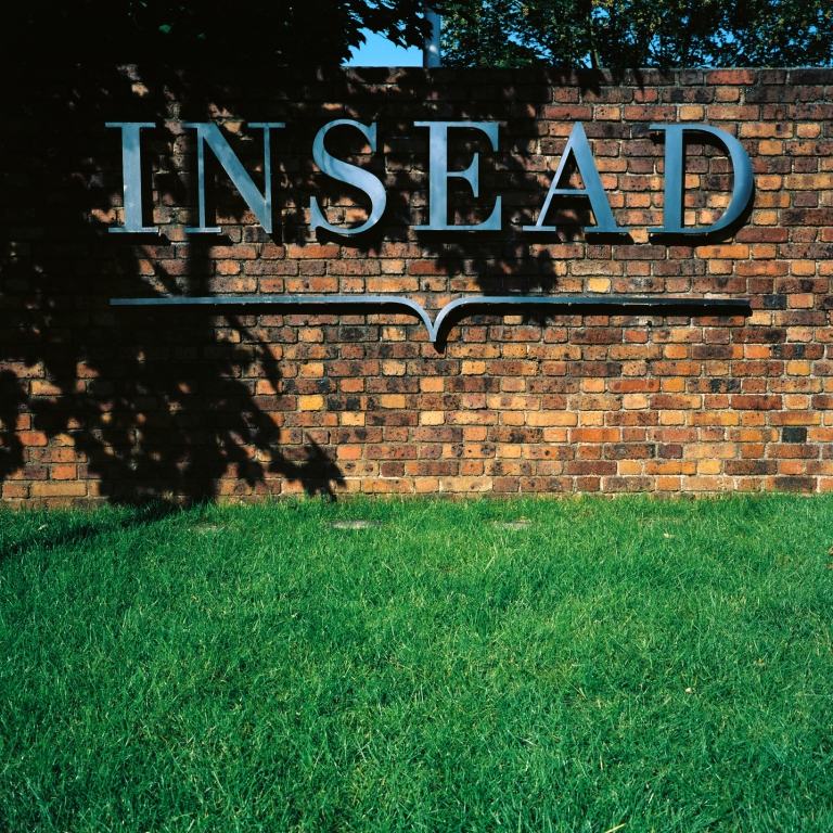 INSEAD-entrance Top 15 MBA Programs & Business Schools