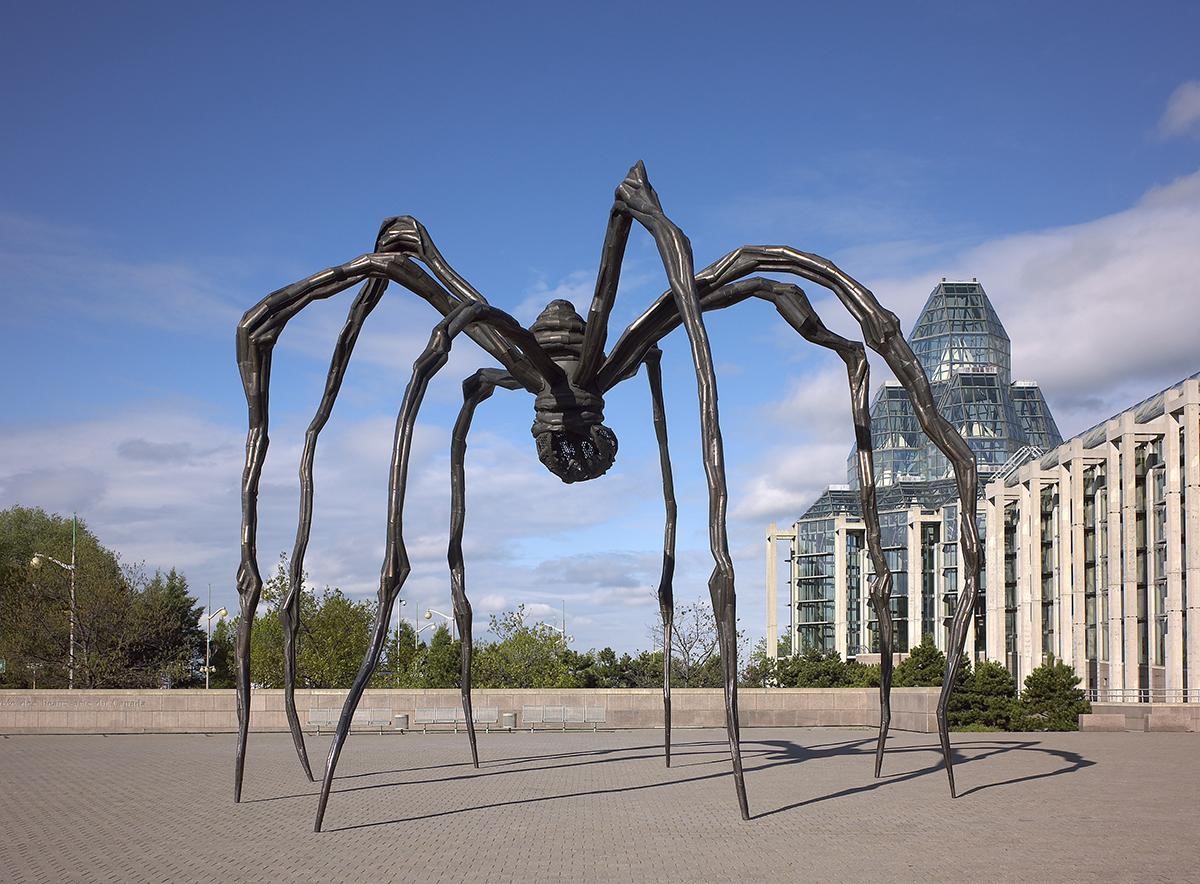 Maman 10 Most Inspiring Installations Around The World - 9