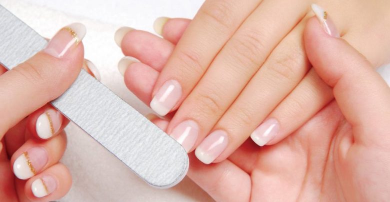Nails pic How To Get Strong and Healthy Nails: strengthen Your brittle nails - Lifestyle 1
