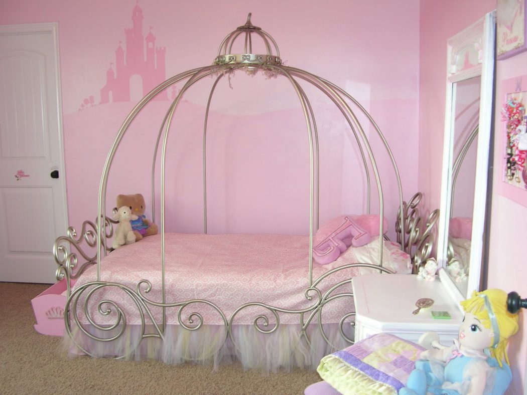 2 little girls bedroom