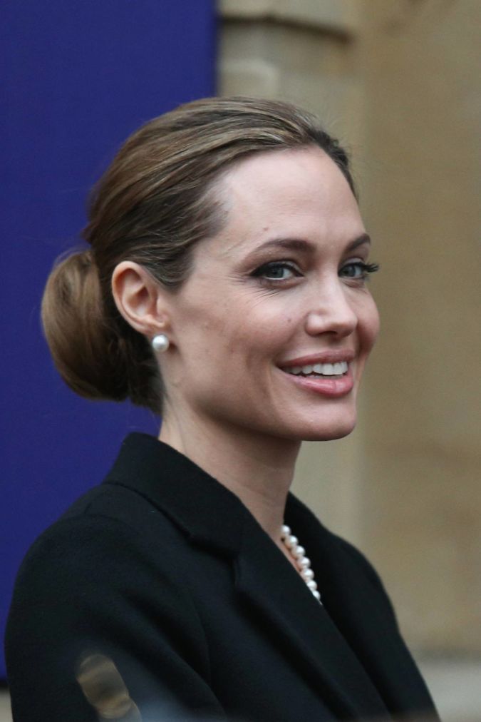Angelina-Jolie The Secret of Angelina Jolie's Double Mastectomy Is Now Revealed