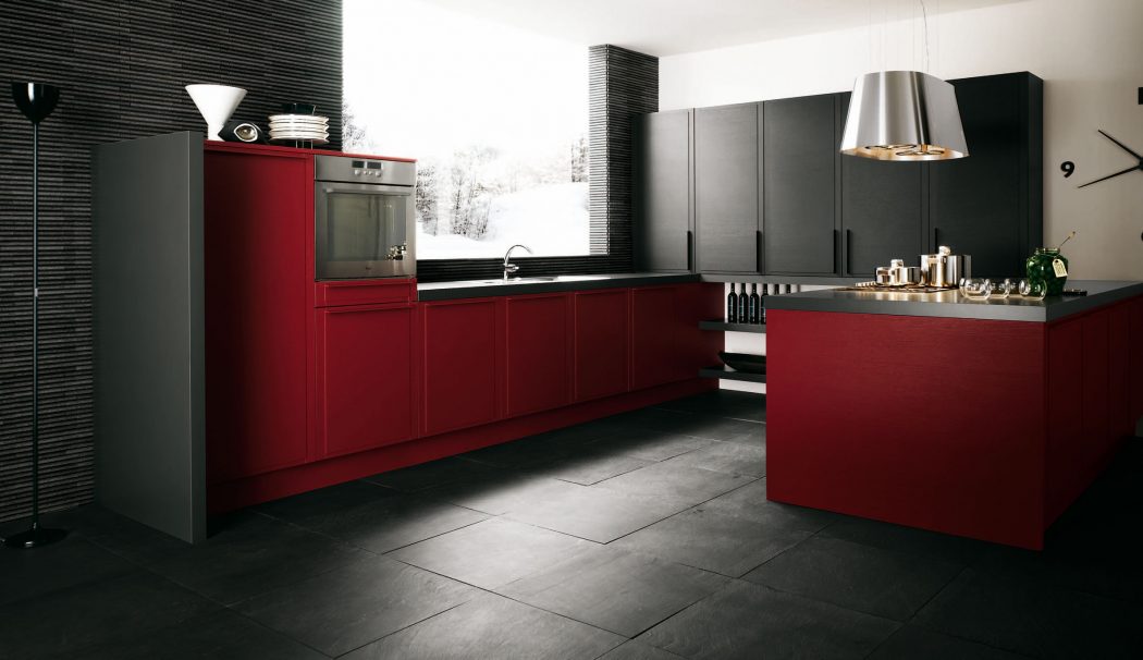 Dark-Red-Kitchen-Decor Breathtaking And Stunning Italian Kitchen Designs