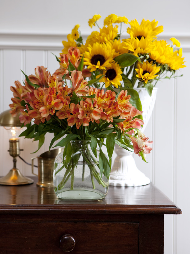 How to Decorate Your Home Using Flowers