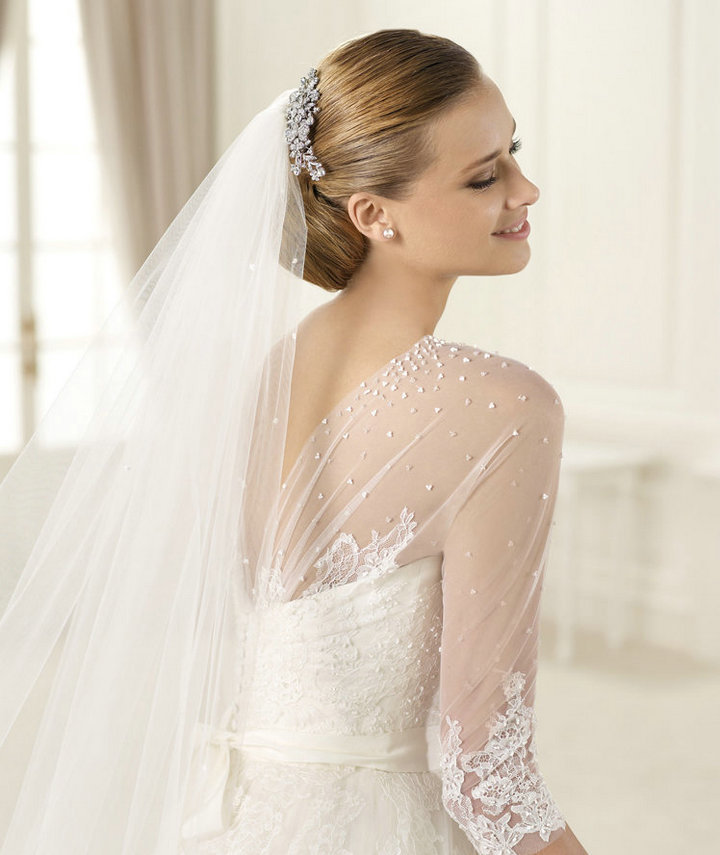 Free-Shipping-Ball-Gown-Ivory-Tulle-Lace-Long-Sleeve-Bridal-Wedding-Dresses-With-Long-Train-2013 70 Breathtaking Wedding Dresses to Look like a real princess