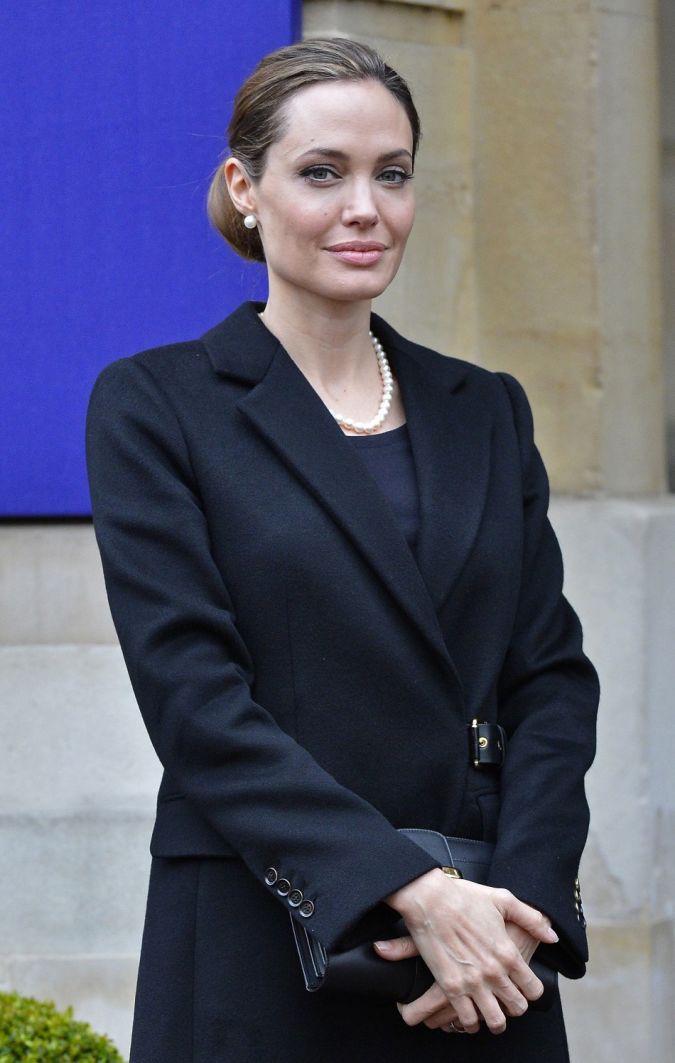 Jolie The Secret of Angelina Jolie's Double Mastectomy Is Now Revealed