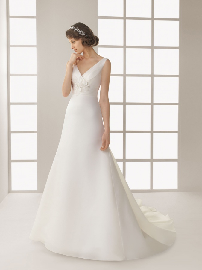 Modern-Floor-Length-V-neckline-Sleeveless-A-line-Wedding-Dress-with-Brush-Train-AL1061 70 Breathtaking Wedding Dresses to Look like a real princess
