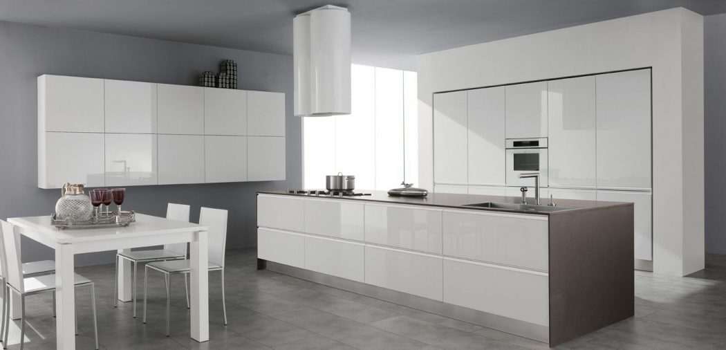 contemporary-high-gloss-lacquer Breathtaking And Stunning Italian Kitchen Designs