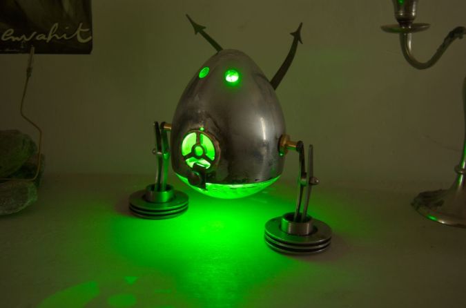 green 35 Amazing Robo Lamps for Your Children's Room