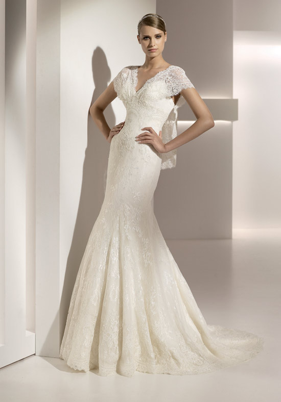 luxury-wedding-dress-065 70 Breathtaking Wedding Dresses to Look like a real princess