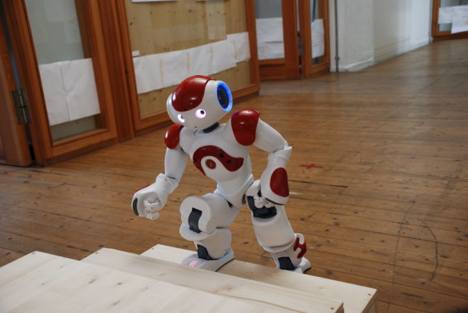 nao_stairs_1