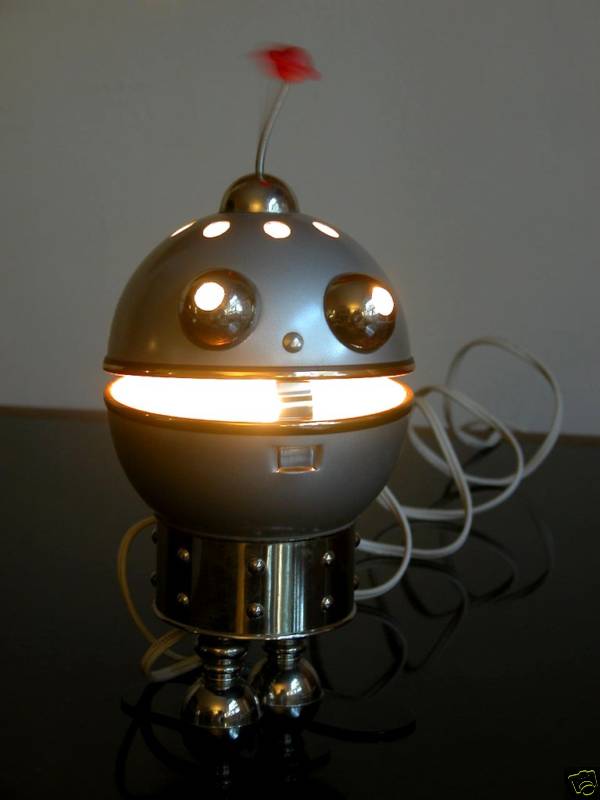 robotlamp2 35 Amazing Robo Lamps for Your Children's Room