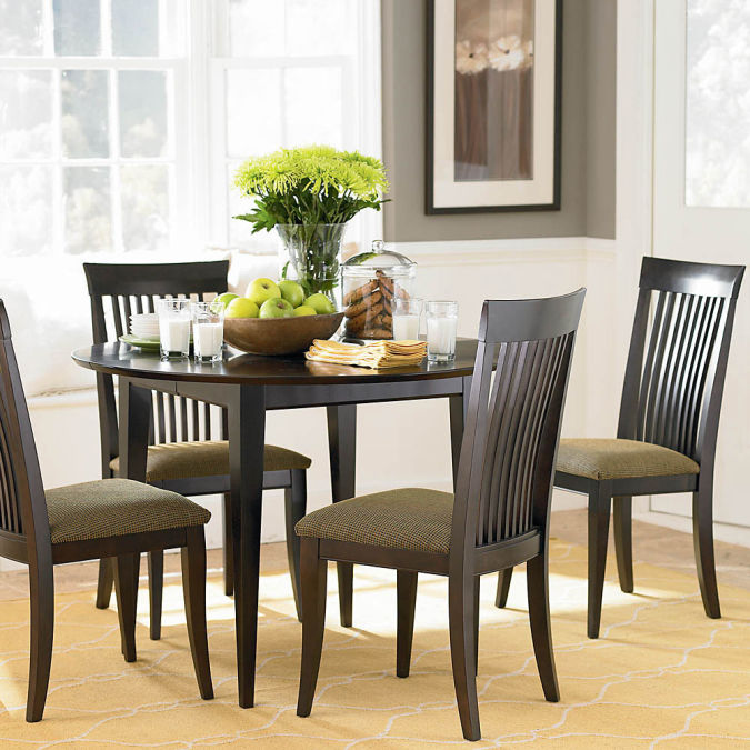 How to Decorate Your Home Using Flowers 14 simple flower decoration for dining tables