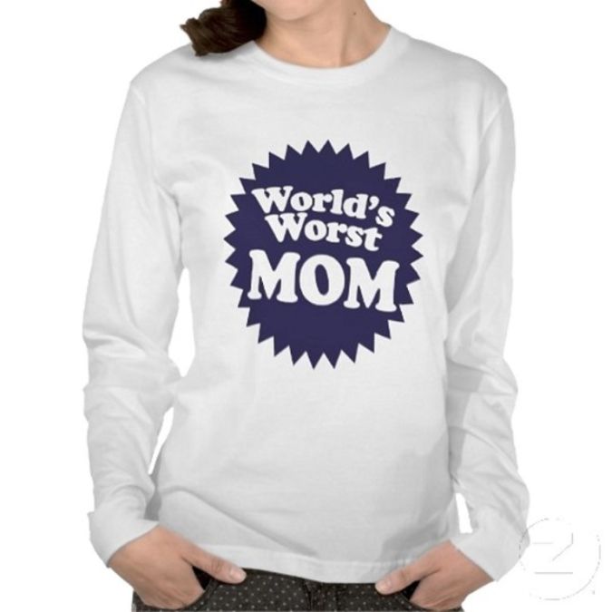 zzzworldsWorstMomtshirt2_large The Ugliest Gift Ideas for the Person Whom You Detest