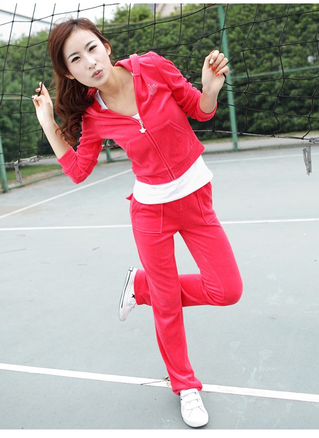 1353072850 Collection Of Sportswear For Women, Feel The Sporty Look