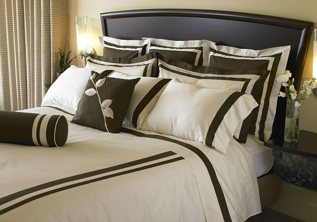 BrownCreamBed Modern Designs Of Luxurious Bed Sheets