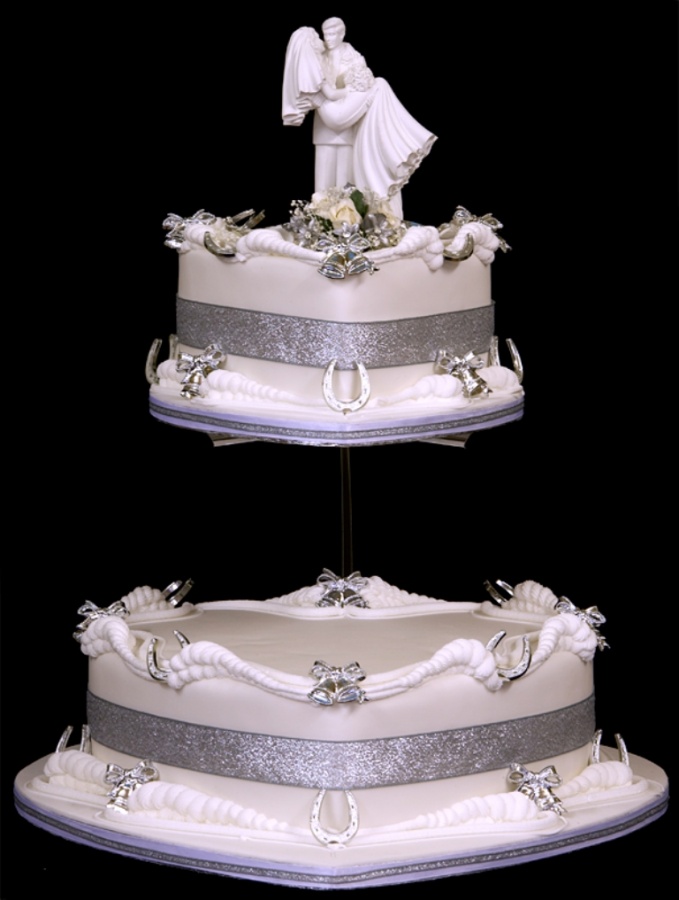 Celebrity-Wedding-Cakes 50 Mouthwatering and Wonderful Wedding Cakes