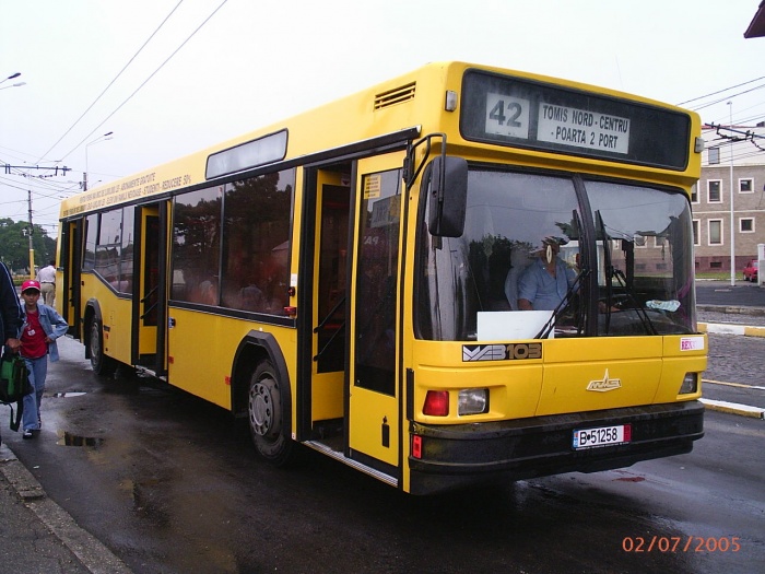 Constanta MAZ yellow bus