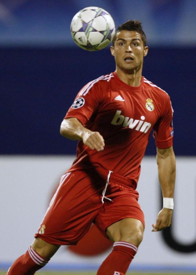 Cristiano-Ronaldo-in-Real-Madridwife-15