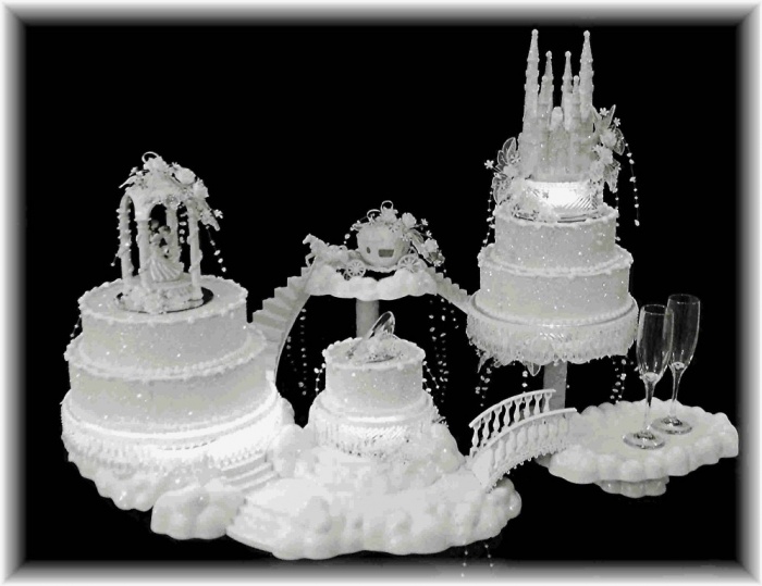 Description-about-fairytale-wedding-cake-wallpaper