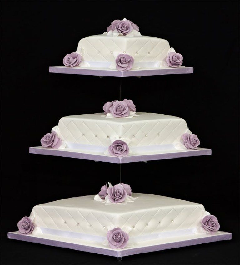 50 Mouthwatering and Wonderful Wedding Cakes 16 Diamond Wedding Cake Stand