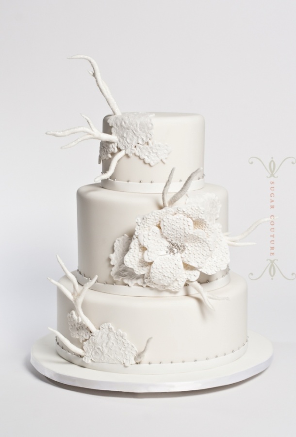 50 Mouthwatering and Wonderful Wedding Cakes 35 Gretchen-lace-blossom