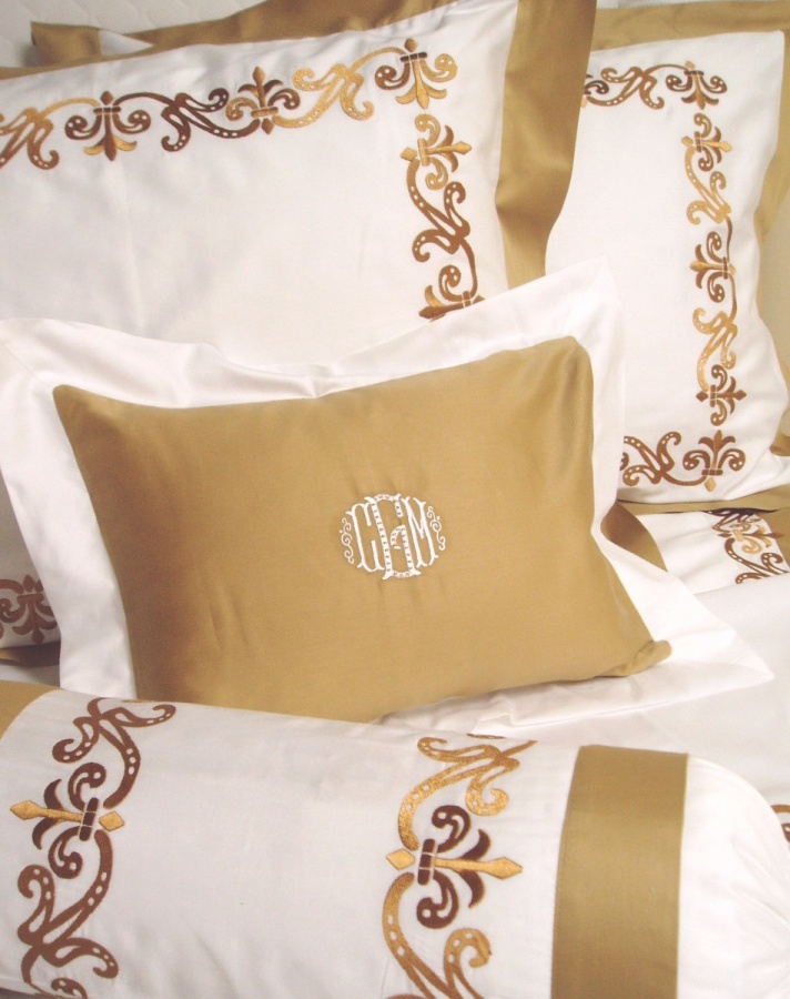 HH-Riviera Modern Designs Of Luxurious Bed Sheets