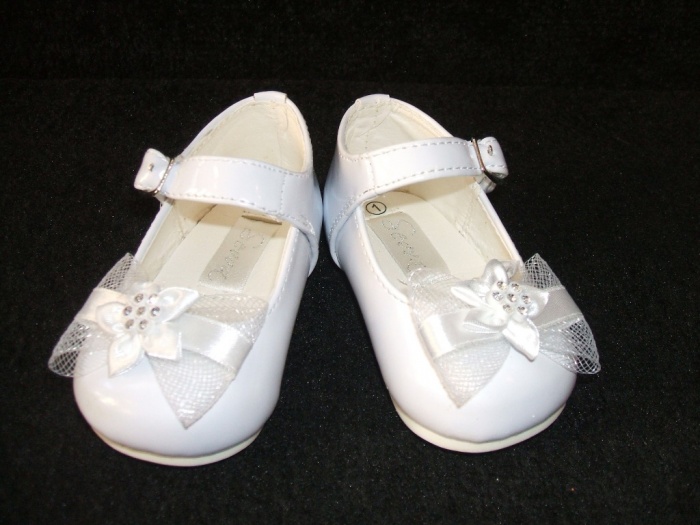 baby-shoes- TOP 10 Stylish Baby Girls Shoes Fashion