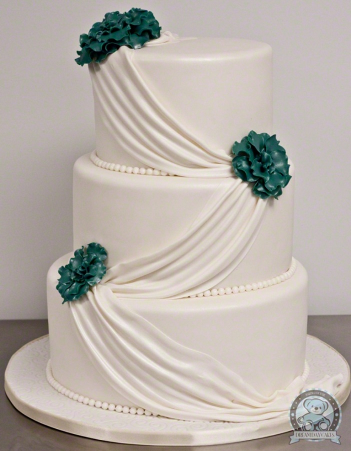 bailin-wedding-cake-full 50 Mouthwatering and Wonderful Wedding Cakes