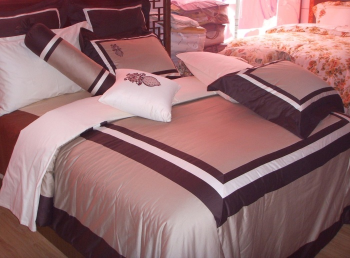 Modern Designs Of Luxurious Bed Sheets