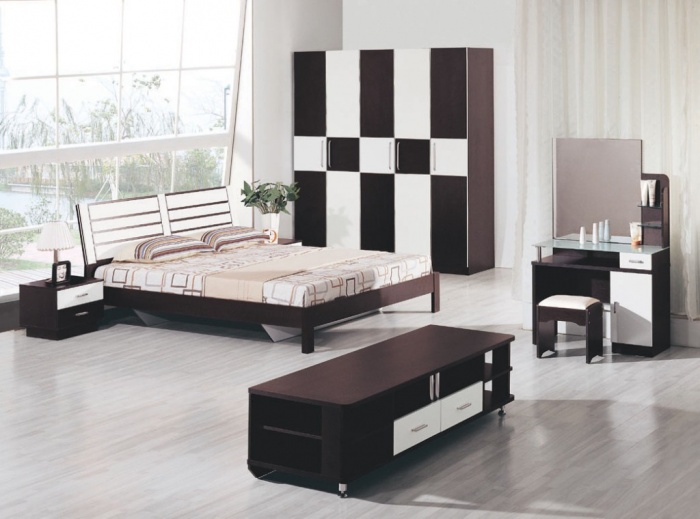 bedroom-sets-in-black-and-white-color Fabulous and Breathtaking Bedroom Designs